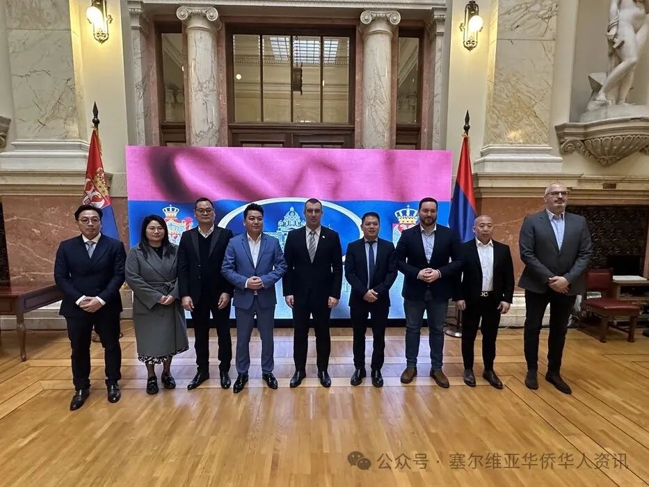 奥尔利奇会见中塞经贸文化旅游促进会代表团