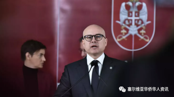 塞尔维亚国防部长：有关塞尔维亚向乌克兰供应武器的消息是谎言
