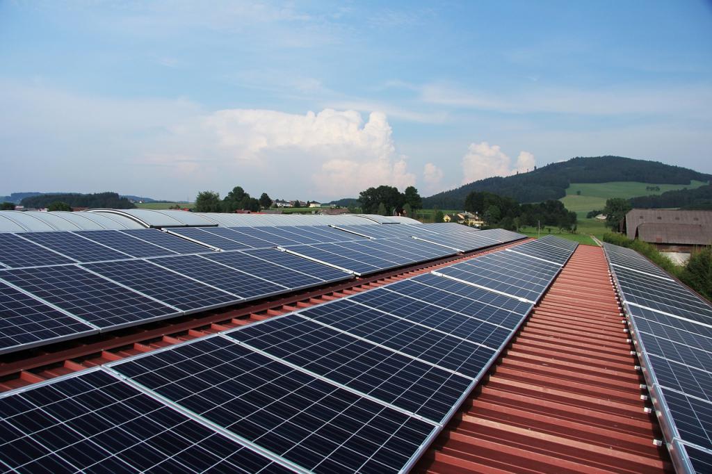 塞尔维亚呼吁在公共建筑物中安装太阳能电池板